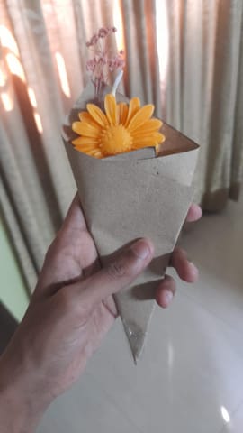 Customizable Daisy Flower Candle Bouquet