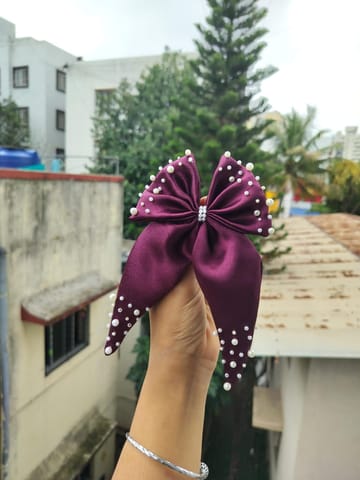Pearl handmade Fabric Hairbow