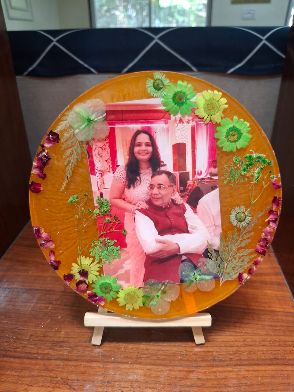 Customizable Resin Photo Frame – Preserve Your Precious Memories!