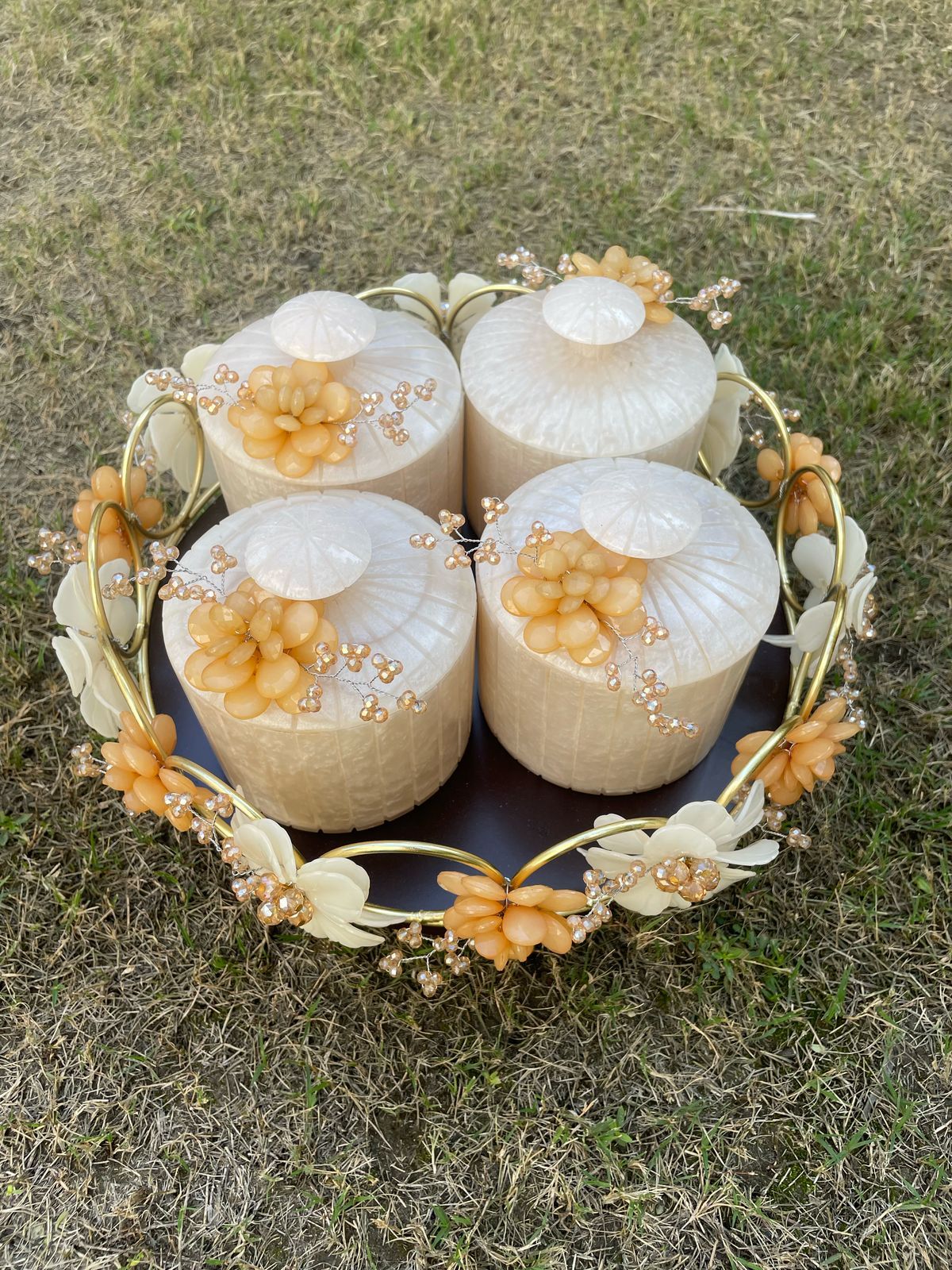Elegant 4-Piece Resin Jar Set – Stylish & Functional Home Décor!