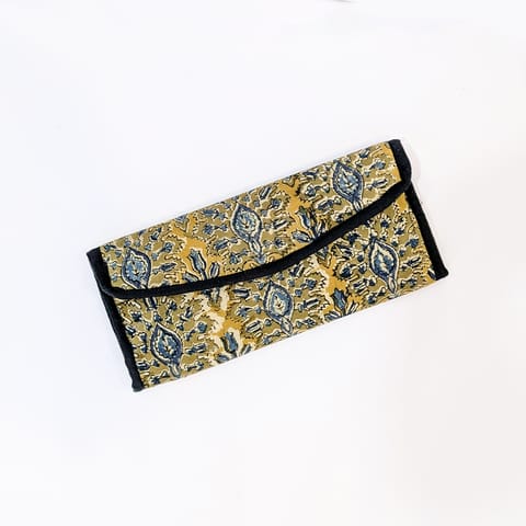 Kalamkari Jute Purse – Where Art Meets Sustainability (5"×10")