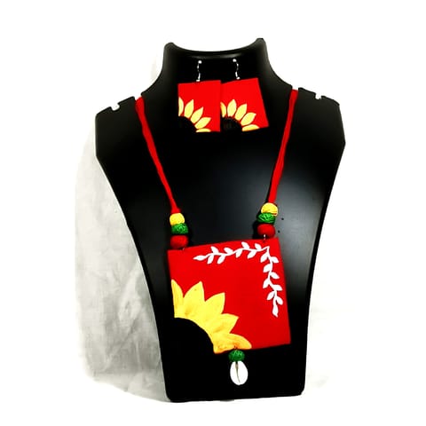 Sunflower Bloom – Hand Painted Jewellery Set with Cowrie Shell Drop